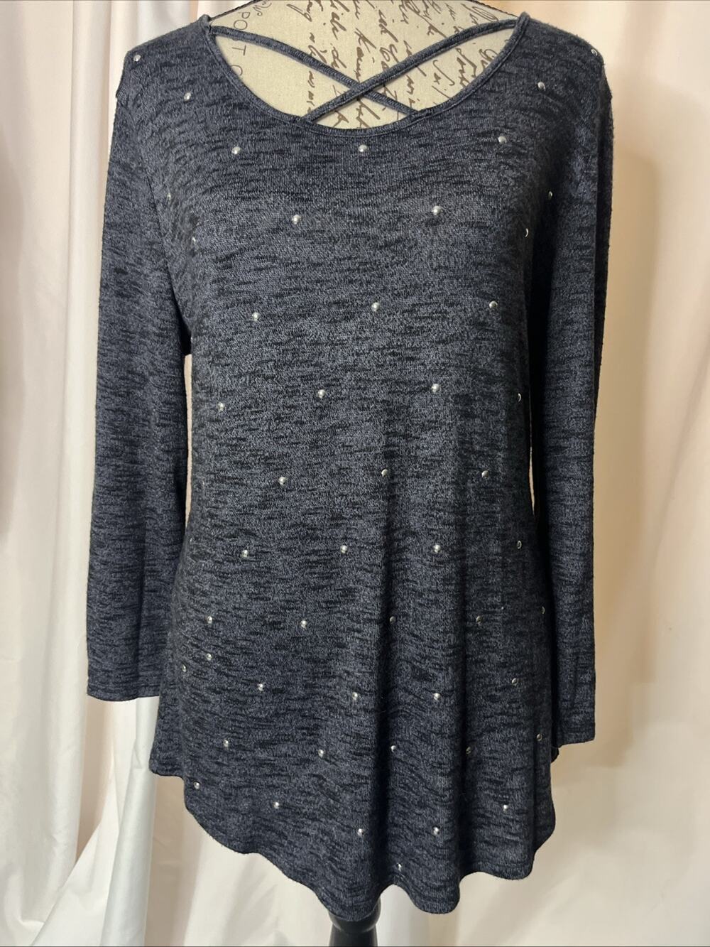Juicy Couture Gray Long Sleeve Top Criss Cross Neck Studs Women’s Size Large